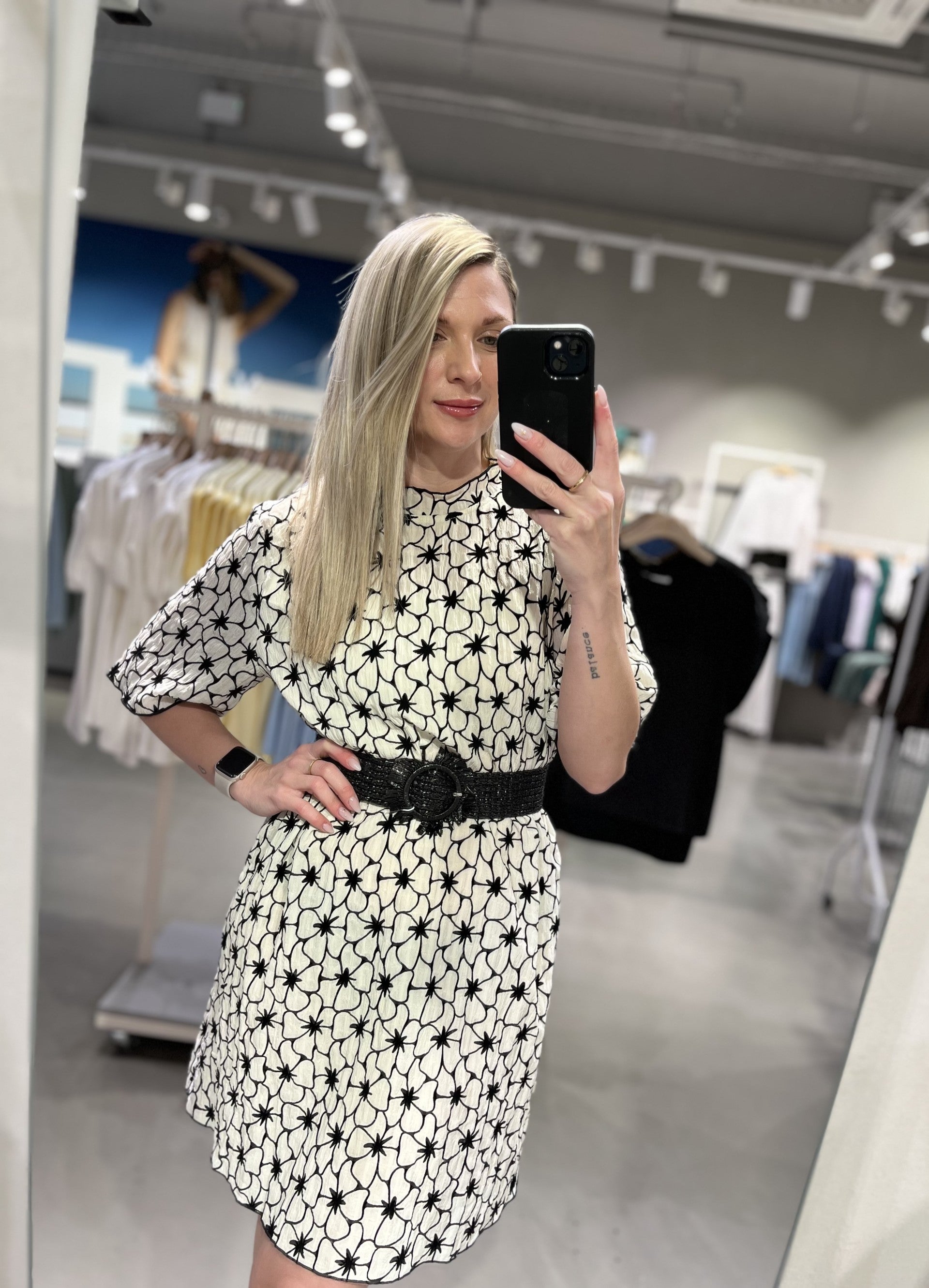 VISKYLER Short Dress - Birch