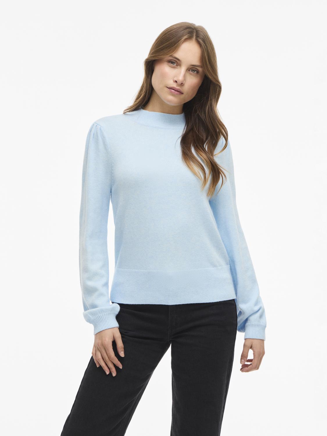 model_shot-front