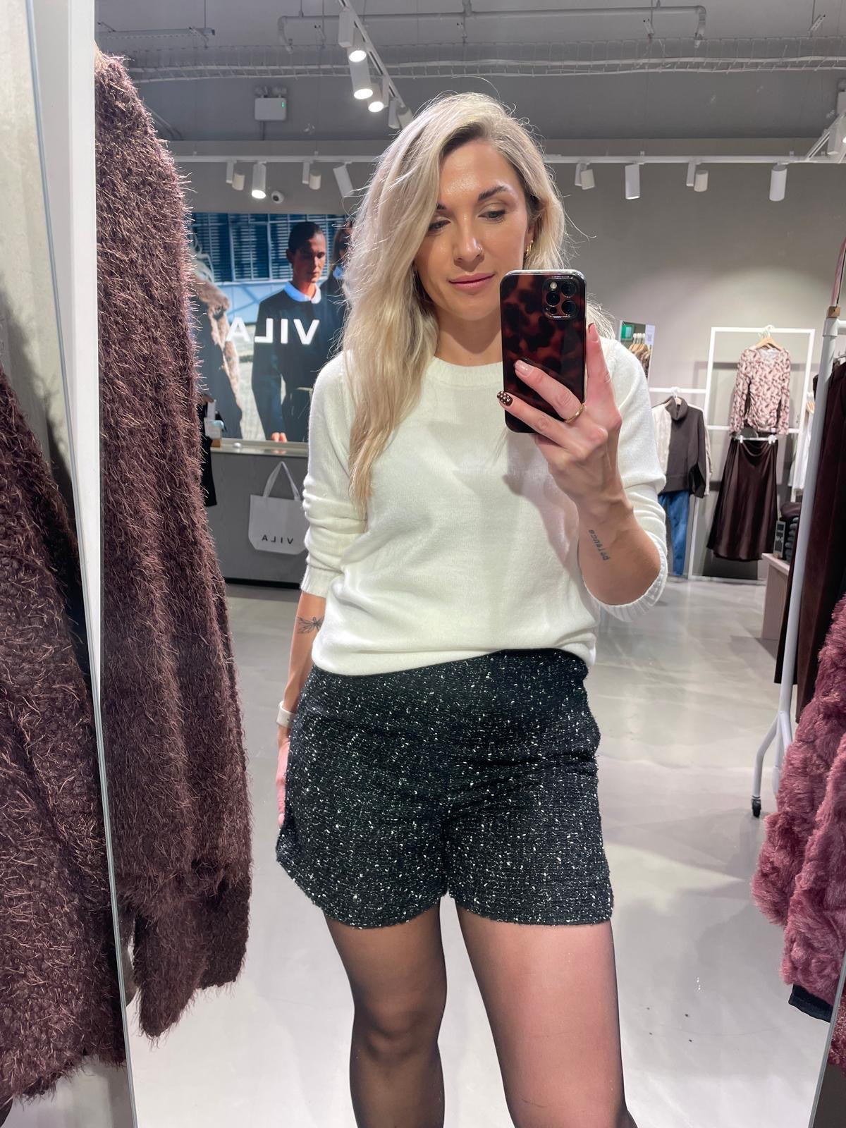 VIRANDA Shorts - Black Beauty