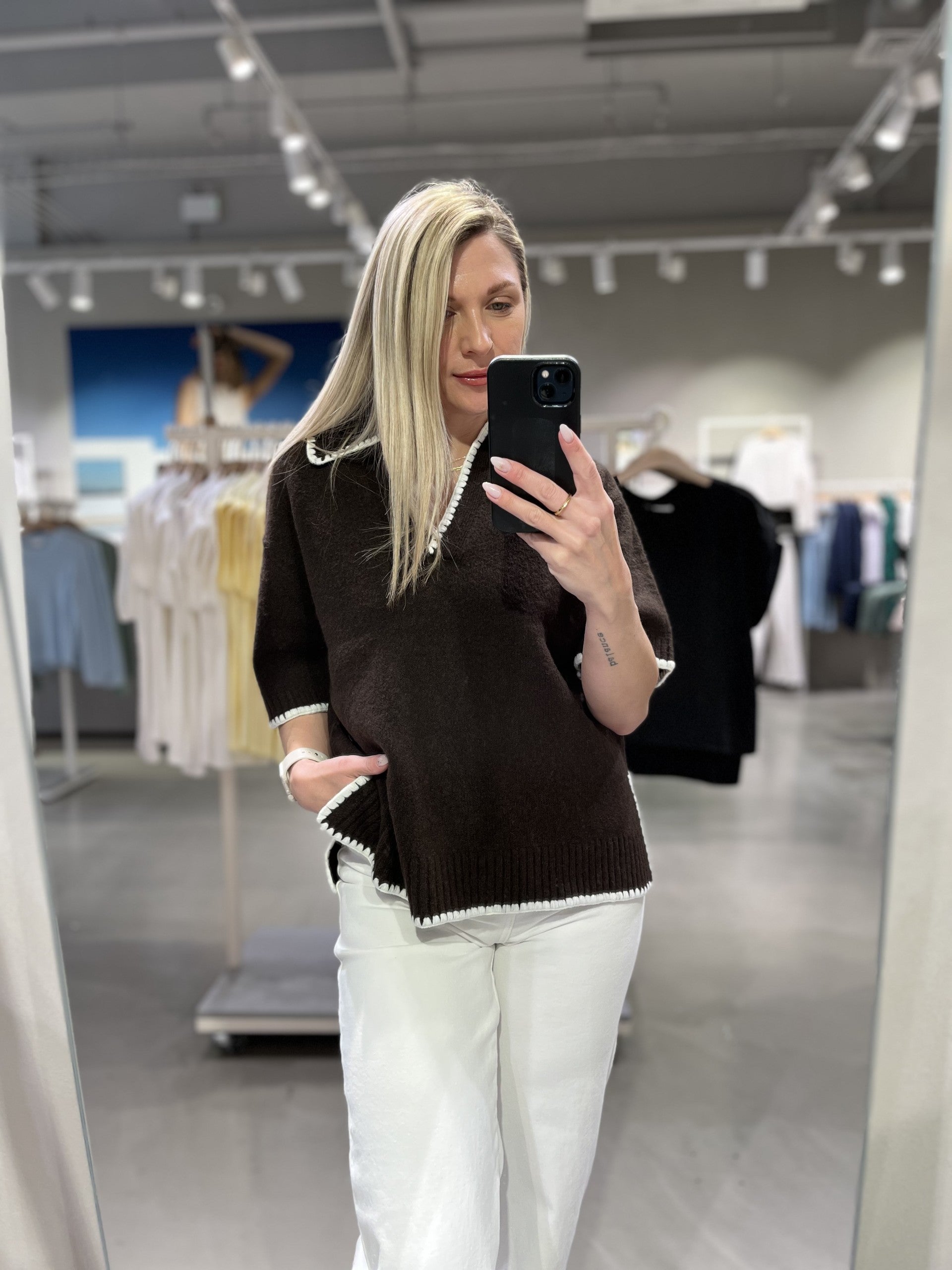 VIYAZMIN Pullover - Coffee Bean