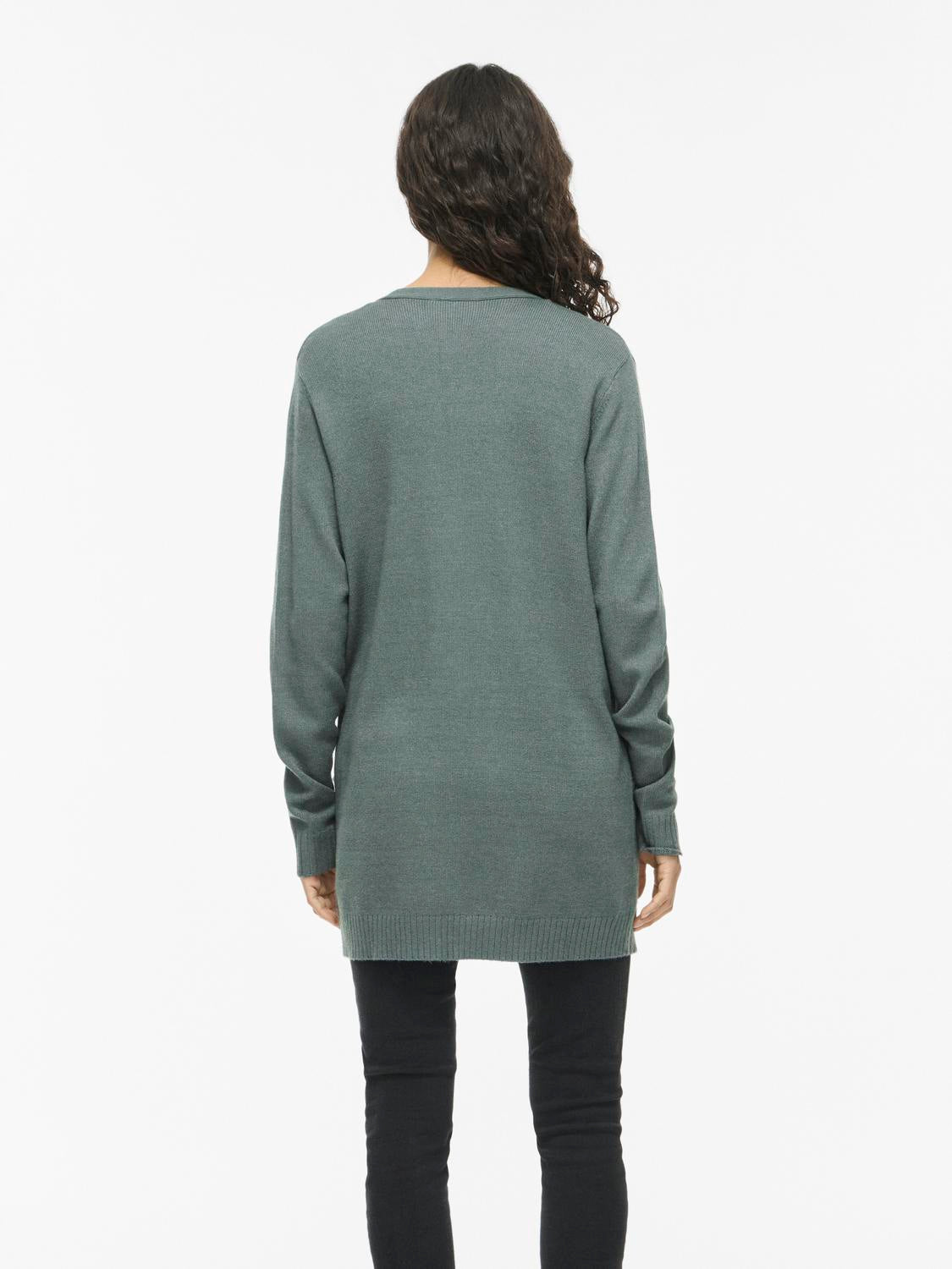 model_shot-back