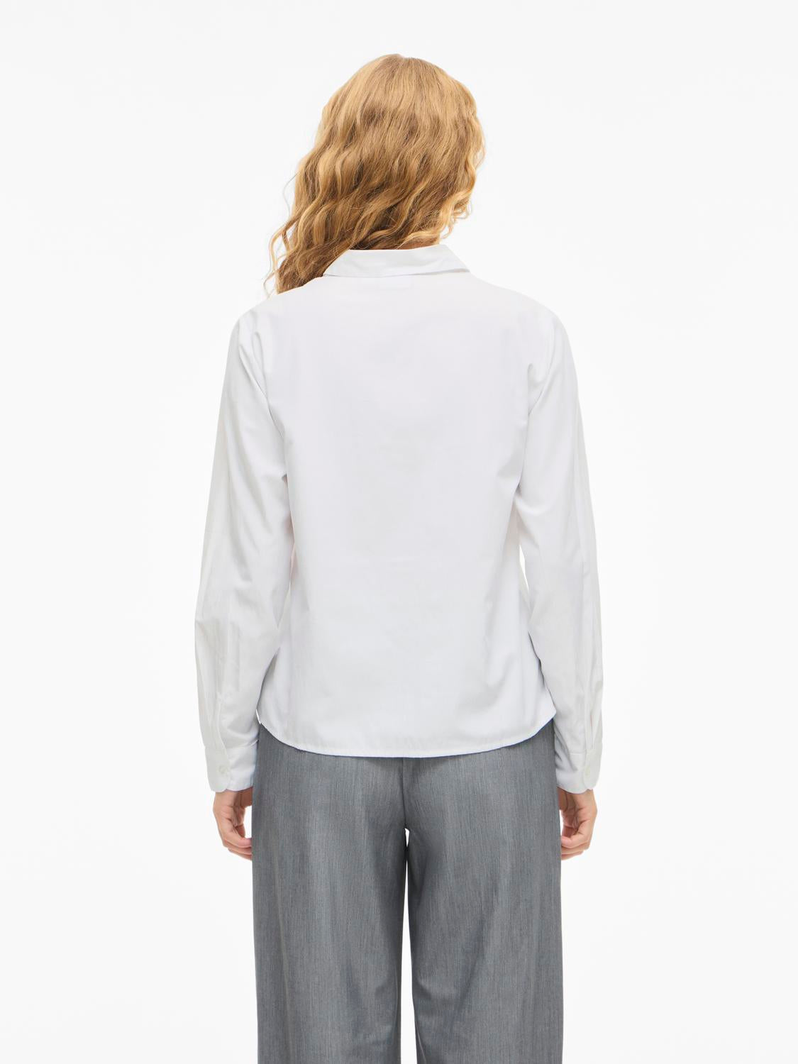 model_shot-back