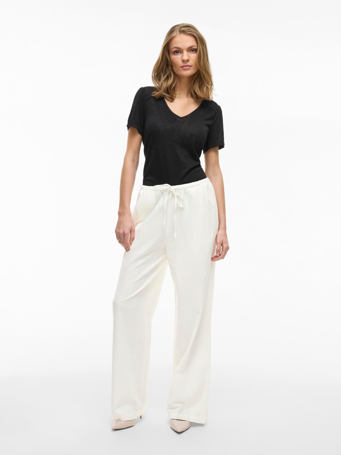 model_shot-front_full