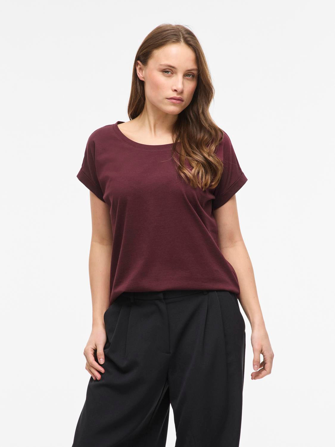 model_shot-front